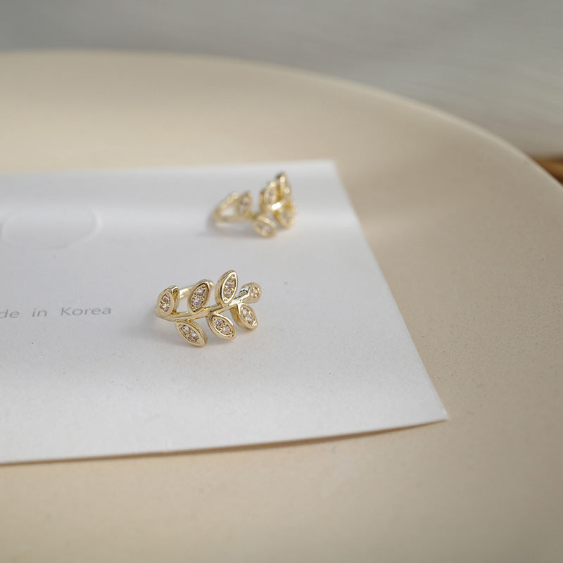 Korean ear cuff