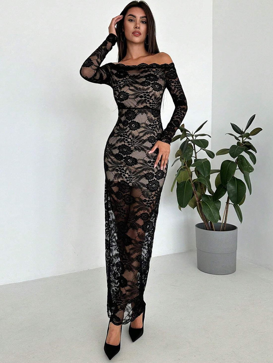 Black Off-Shoulder Lace Long Dress