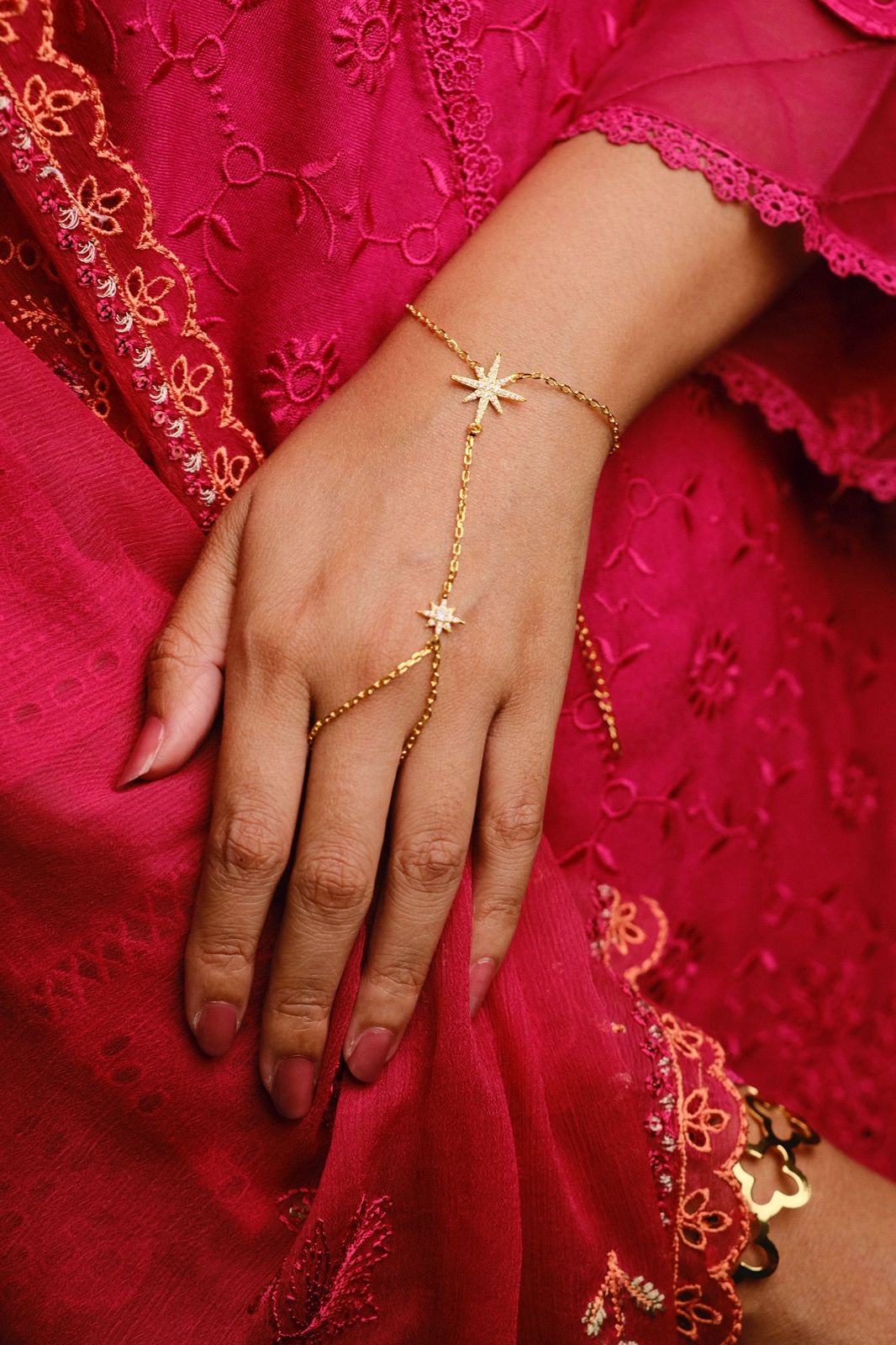 Star Hand Bracelet